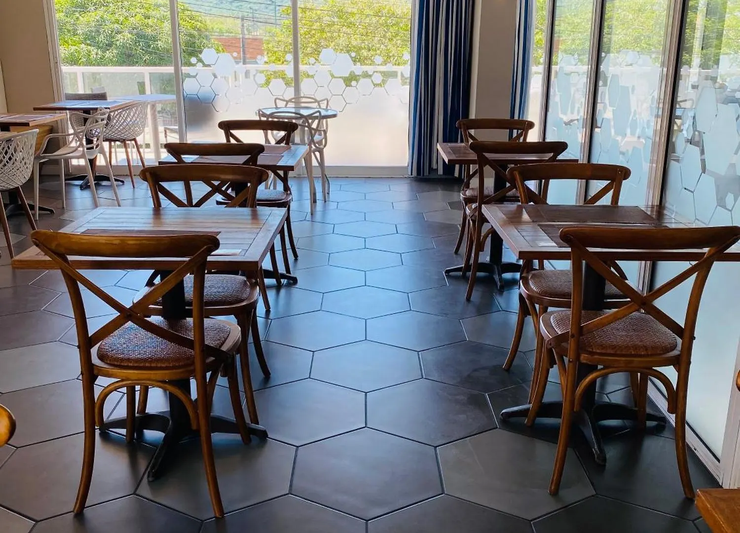 Hotel Em Cabo Frio Cond Royale - Av Assuncao 239 Bairro Passagem Ap 305