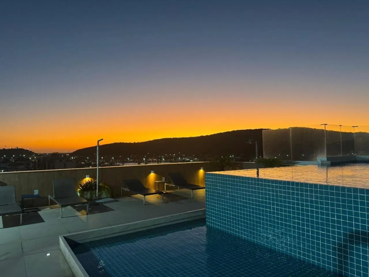 Hotel Em Cabo Frio Cond Royale - Av Assuncao 239 Bairro Passagem Ap 305 Brazílie